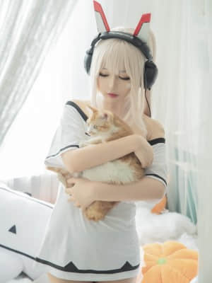 Mèo đen số 016 Fat House Lingbo