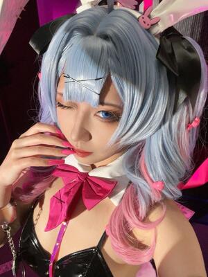 Lỗ Thỏ Miku
